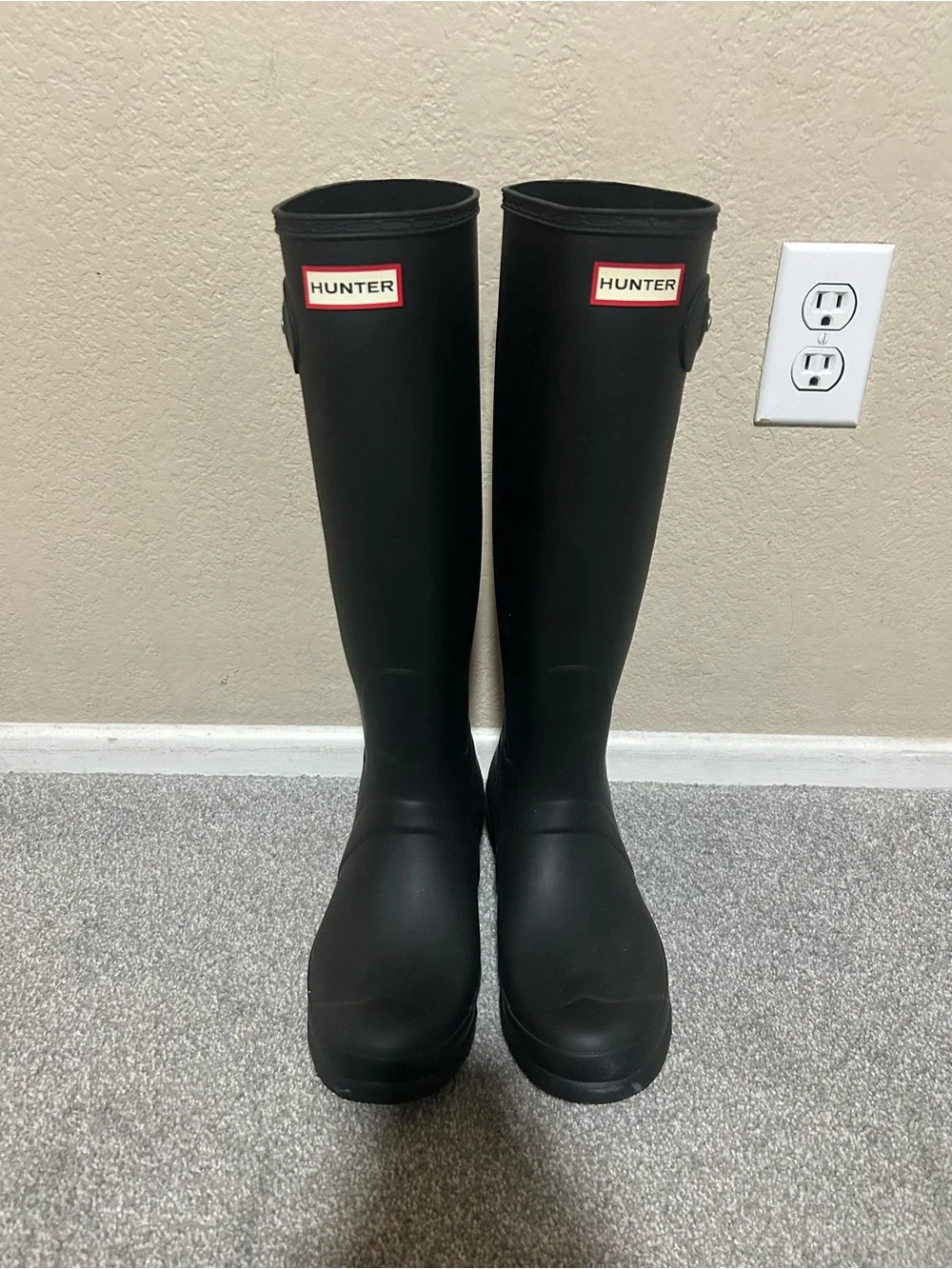 Hunter Black Tall Women's Rain Boots with Signature Logo